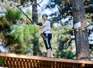  Parque de aventuras en el 64 